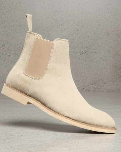 BOTINES CHELSEA DE ANTE CON ELÁSTICO LATERAL Y SUELA PLANA