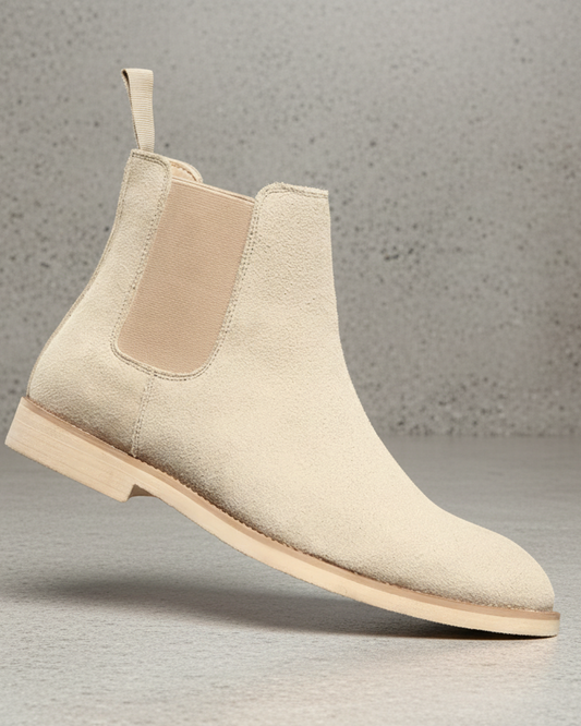 BOTINES CHELSEA DE ANTE CON ELÁSTICO LATERAL Y SUELA PLANA