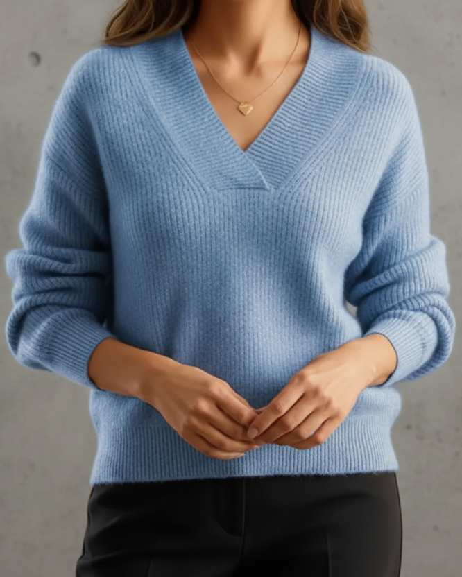 JERSEY DE PUNTO SUAVE CON CUELLO EN V