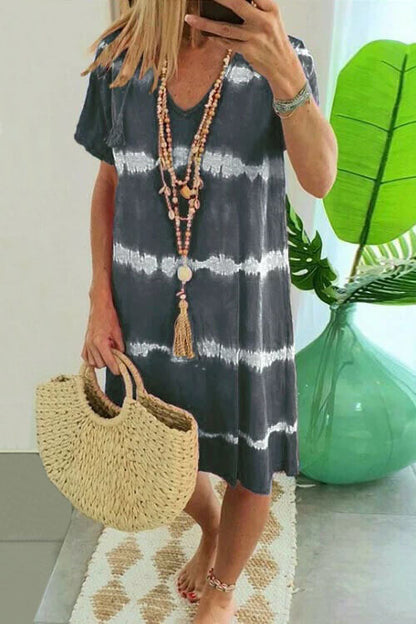 VESTIDO BOHO TIE-DYE DE VERANO · LIGERO, CHIC Y ATEMPORAL