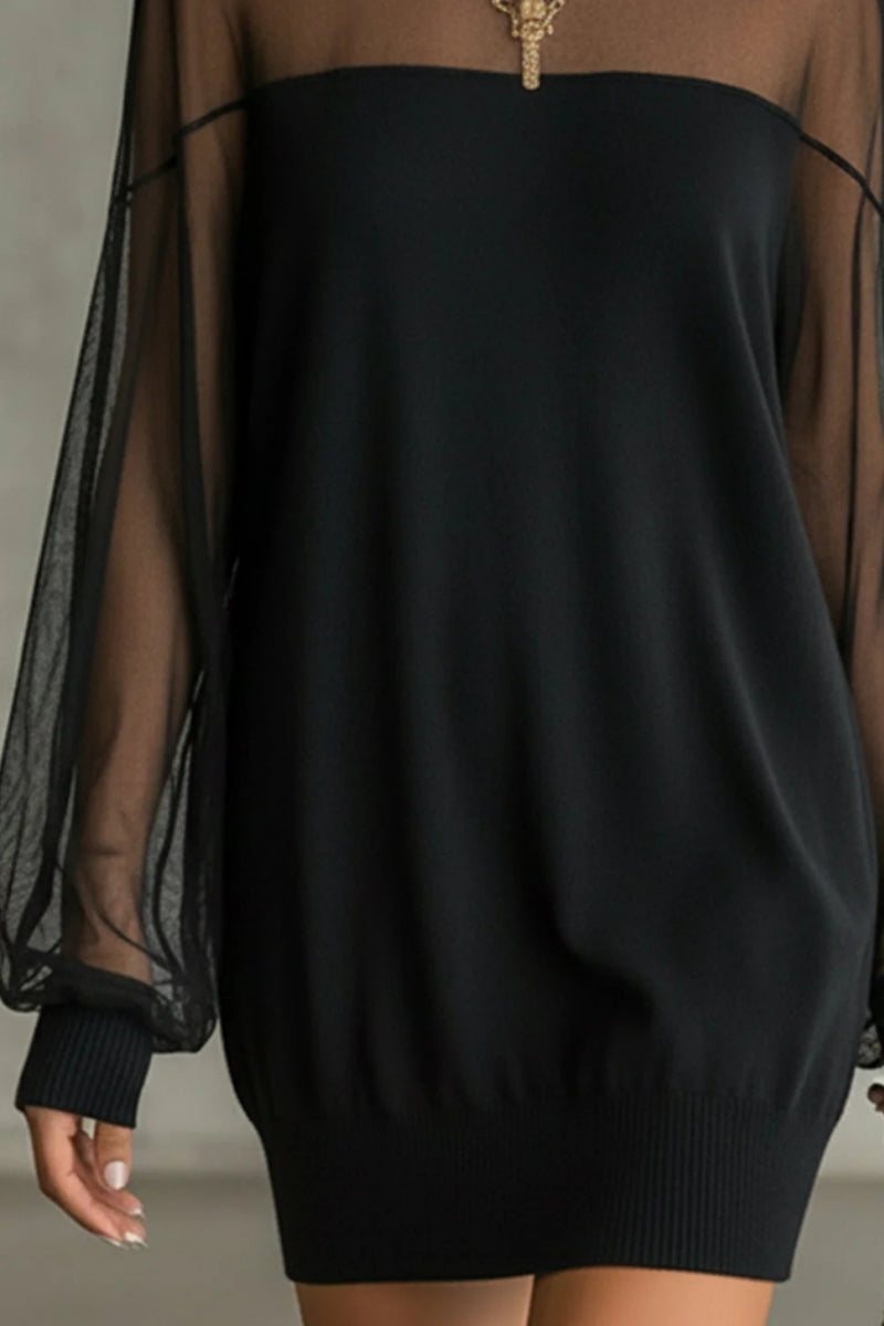 MINI VESTIDO CON MANGAS TRANSPARENTES Y CUELLO ALTO REFINADO