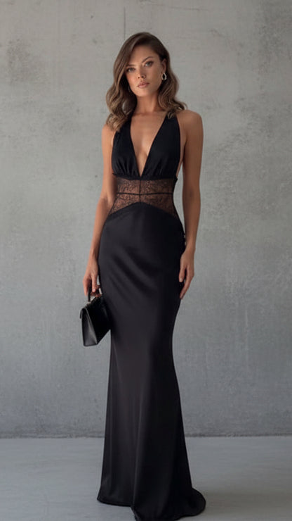 VESTIDO LARGO NEGRO SATINADO CON ESCOTE PROFUNDO