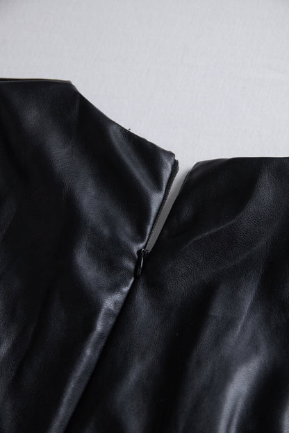 VESTIDO CORTO VALENTINA ROCHE EFECTO CUERO ELEGANTE