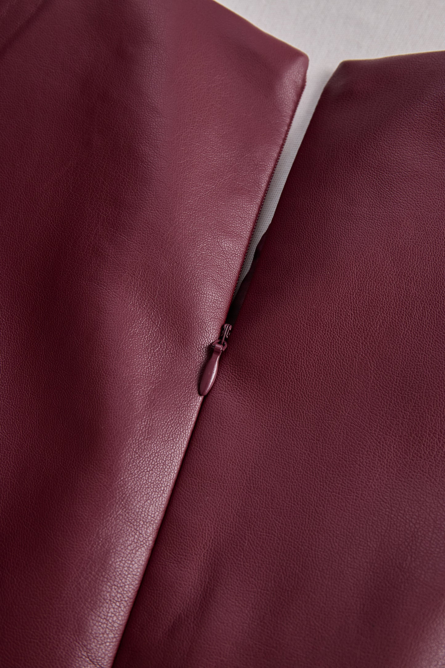 VESTIDO MIDI VALENTINA ROCHE SATINADO ELEGANTE