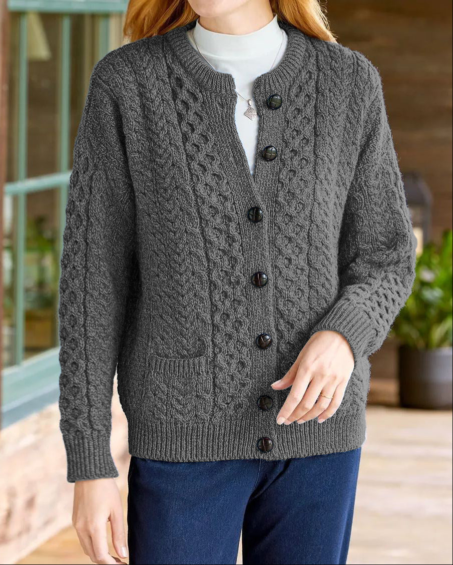 CÁRDIGAN DE PUNTO CLÁSICO CON BOTONES