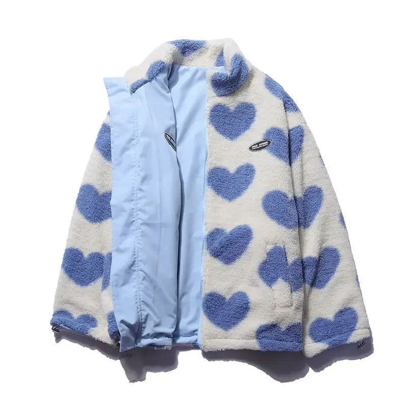 CHAQUETA POLAR DE BORREGUITO CON ESTAMPADO DE CORAZONES Y CREMALLERA