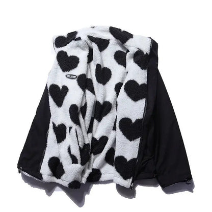 CHAQUETA POLAR DE BORREGUITO CON ESTAMPADO DE CORAZONES Y CREMALLERA
