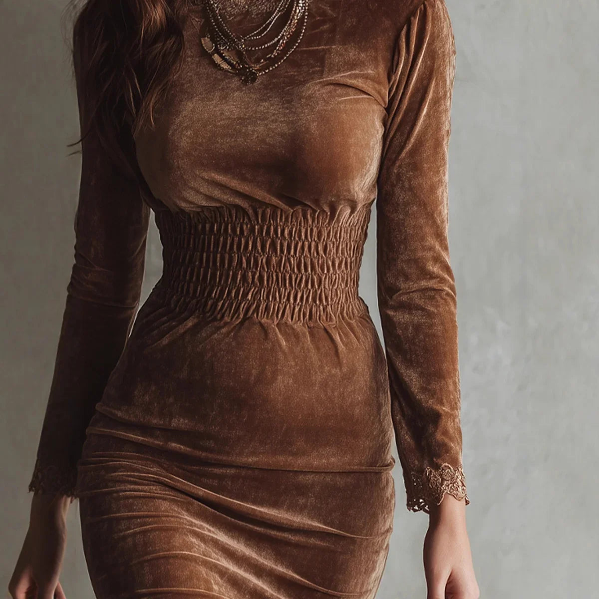 VESTIDO MIDI AJUSTADO CON EFECTO MOLDEADOR