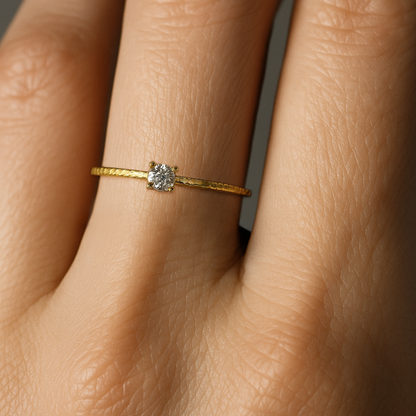 ANILLO VALENTINA ROCHE SOLITARIO MINIMAL CON CIRCONITA