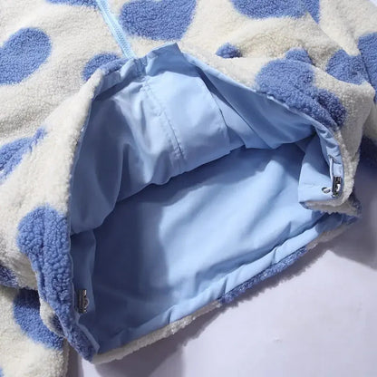 CHAQUETA POLAR DE BORREGUITO CON ESTAMPADO DE CORAZONES Y CREMALLERA