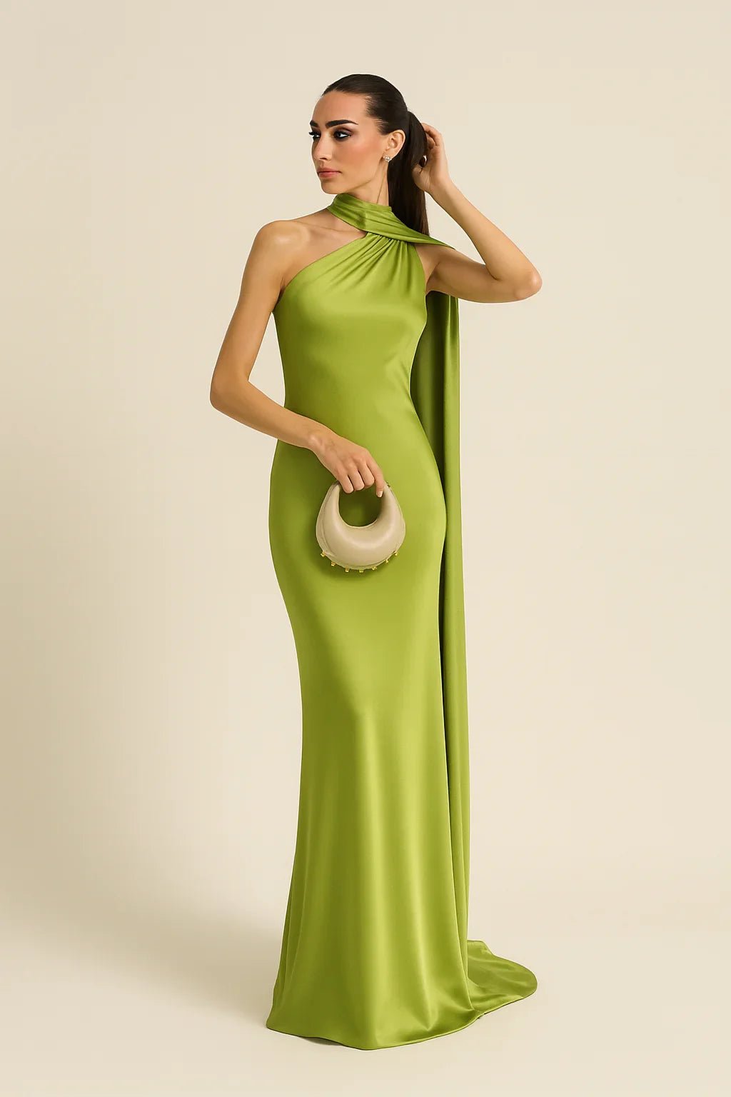 VESTIDO LARGO SATINADO DE GALA