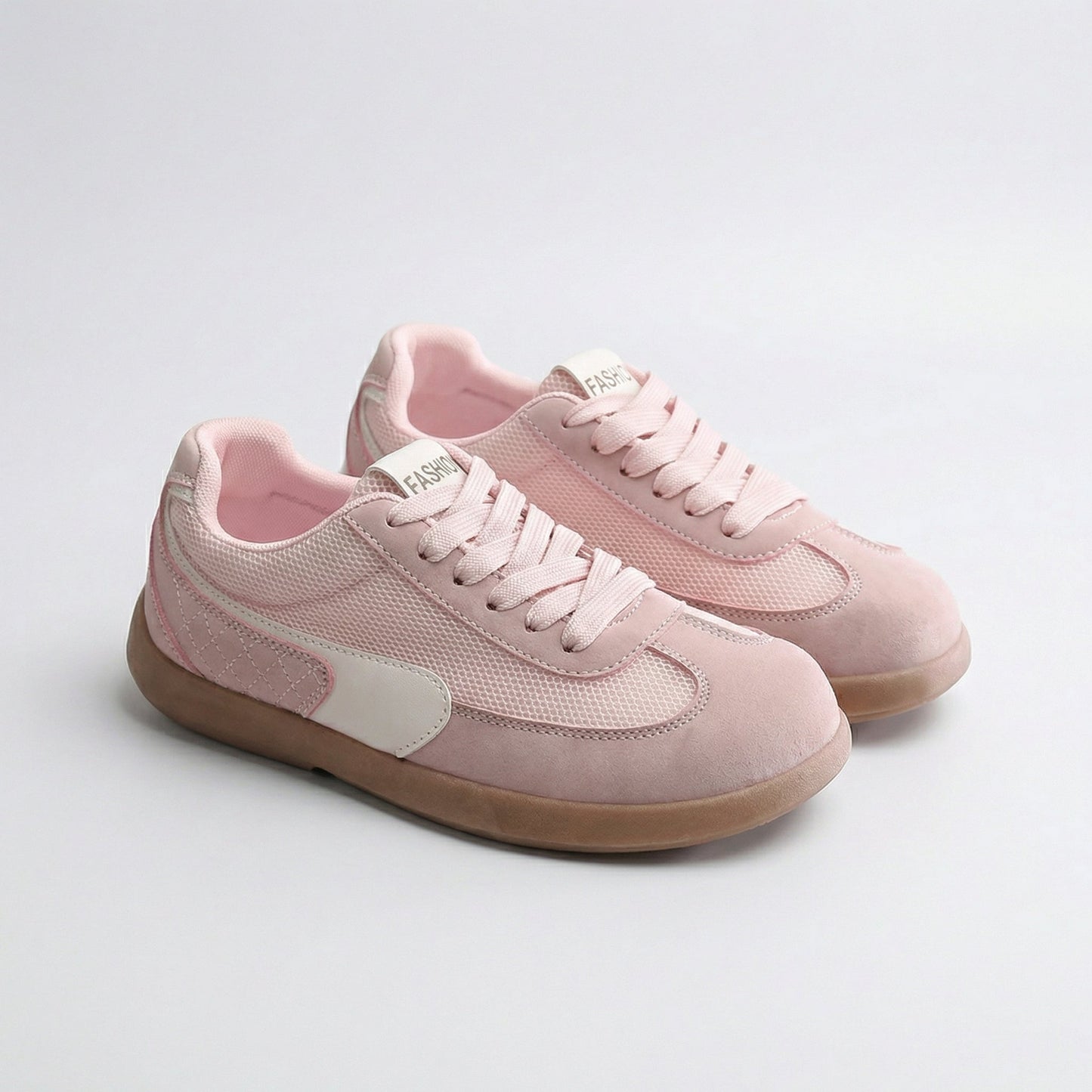 ZAPATILLAS ESTILO RETRO SUAVE