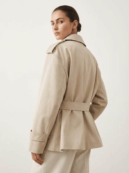 TRENCH PREMIUM DOBLE BOTONADURA ESTILO URBANO ELEGANTE